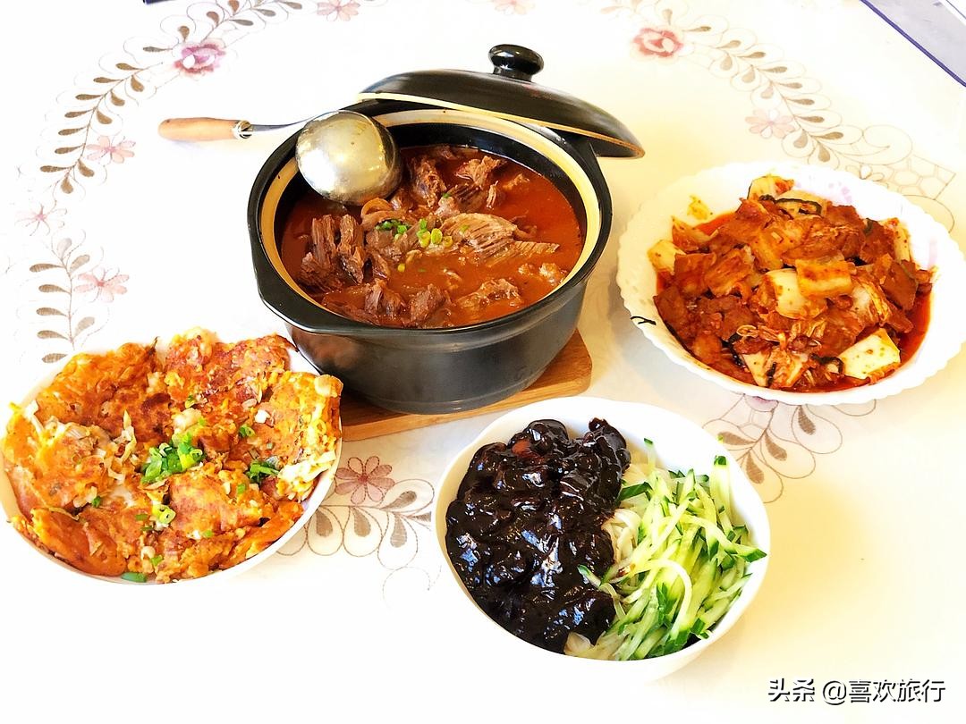 韩国风味，美飞起，炸酱面，泡菜饼，辣牛肉汤，辣白菜五花肉