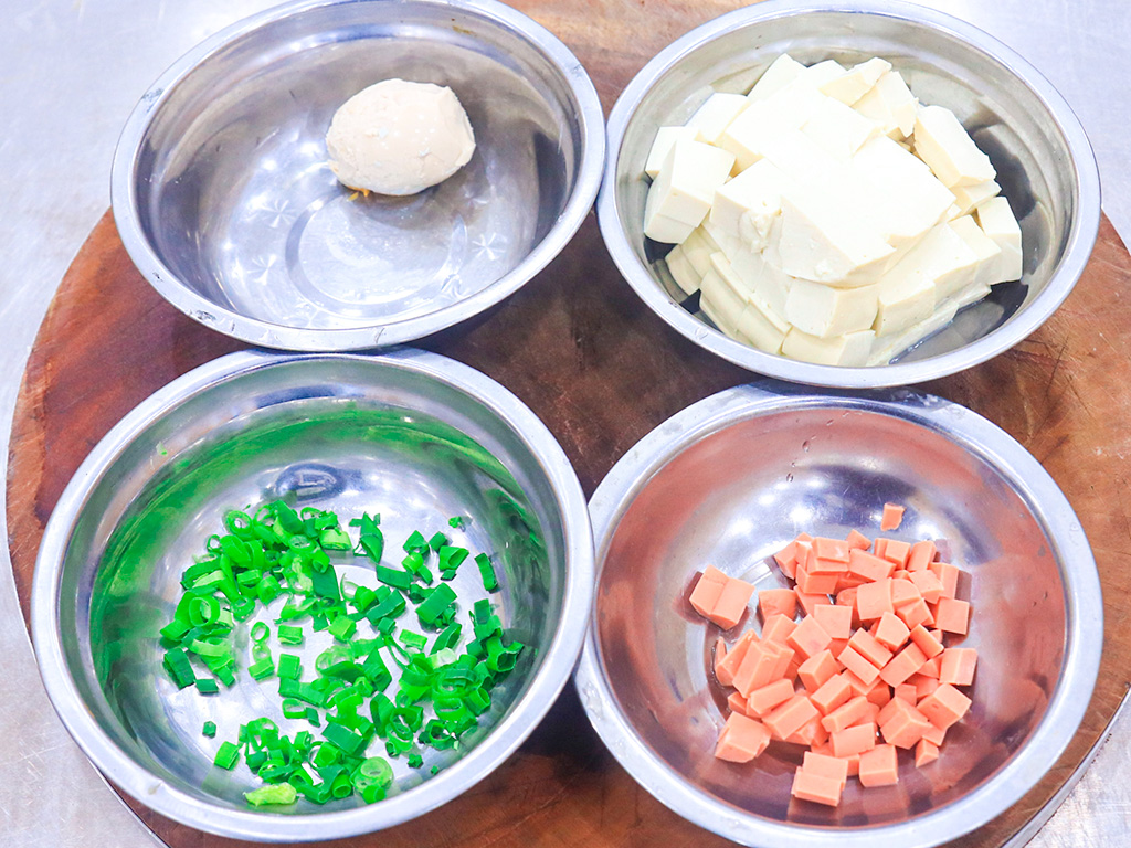 咸蛋黄最全、最美味的做法：烤蒸煮焗煎，保证家人吃了唇齿留香