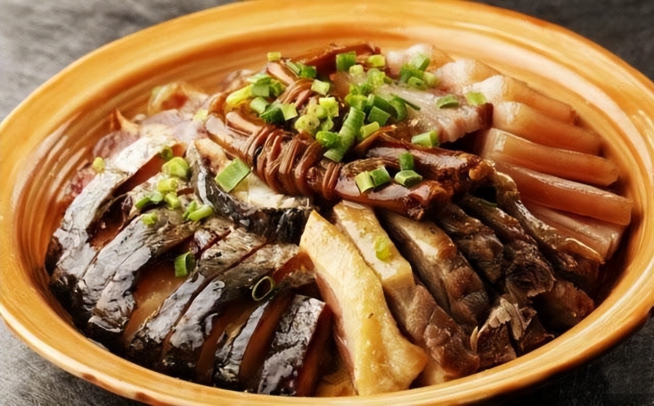 湖南最出名的6道名菜，香辣可口，又香又嫩，自己在家也能轻松做