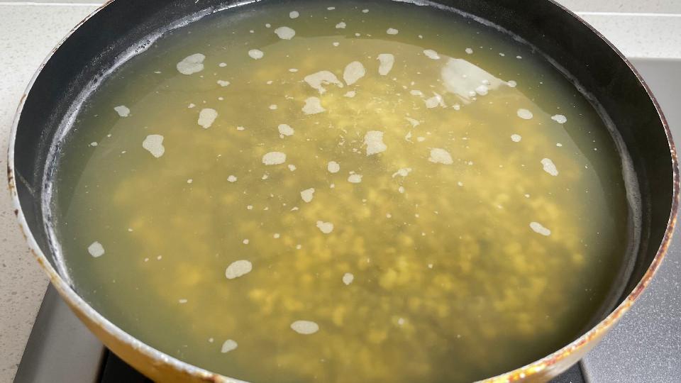 绿豆汤做法家常做法（绿豆汤好喝不好煮，教你一招，两分钟全部煮开花了，太香了）