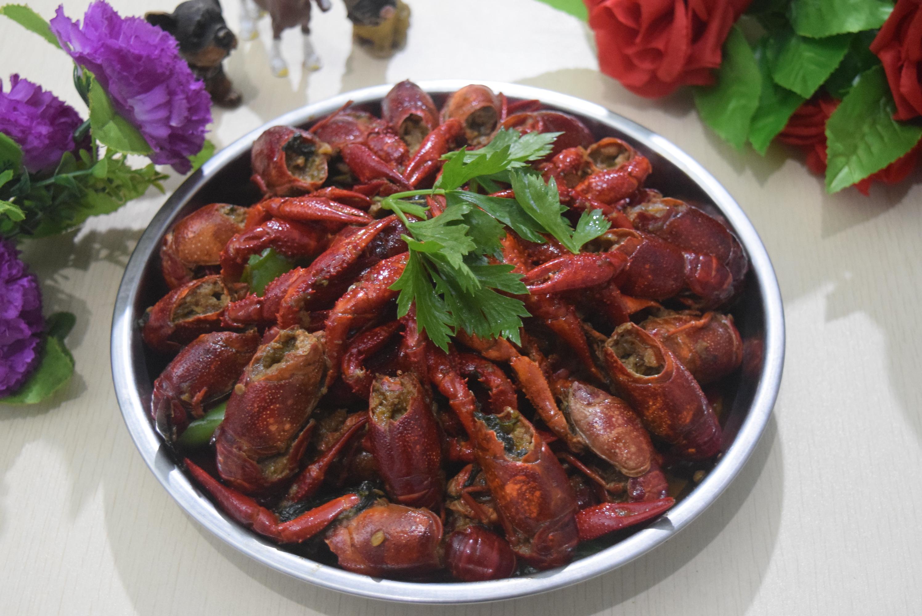 小龙虾的做法大全简单好吃（小龙虾5种最好吃的做法，每种都简单美味，看看你喜欢吃哪种？）
