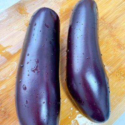 紫茄子的家常做法（有一种热爱叫一起吃家常焖紫茄）