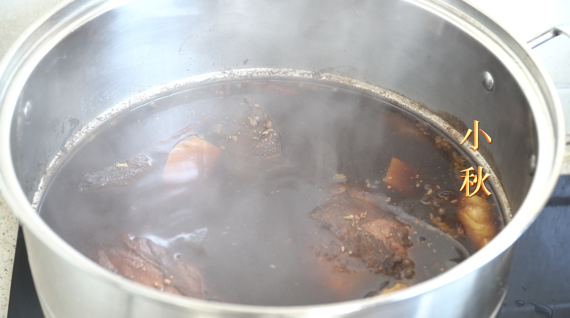 酱牛腱子的做法最正宗的做法（这才是酱牛肉最正宗的做法，三泡三酱入味足，不散花，酱香浓郁）