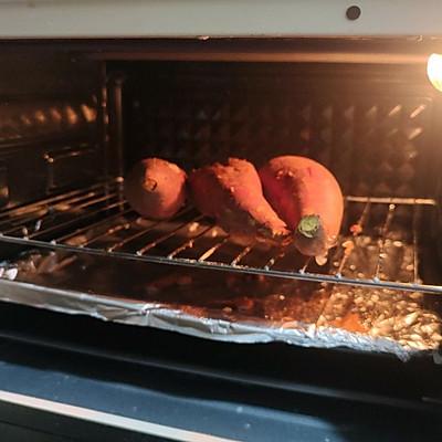 烤红薯烤箱做法（这么好吃的香甜软糯的烤番薯做法，现在知道还不晚）