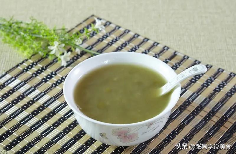 怎么做绿豆汤好喝（绿豆汤的家常做法，简单易做而且又实惠，比奶茶好喝多了）