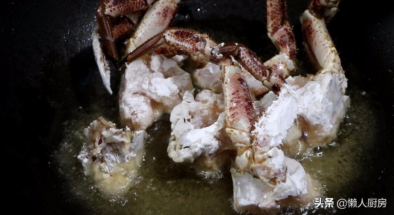 面包蟹怎么做好吃简单（168元买了一只面包蟹，这样做比清蒸的好吃，味道实在太棒了）