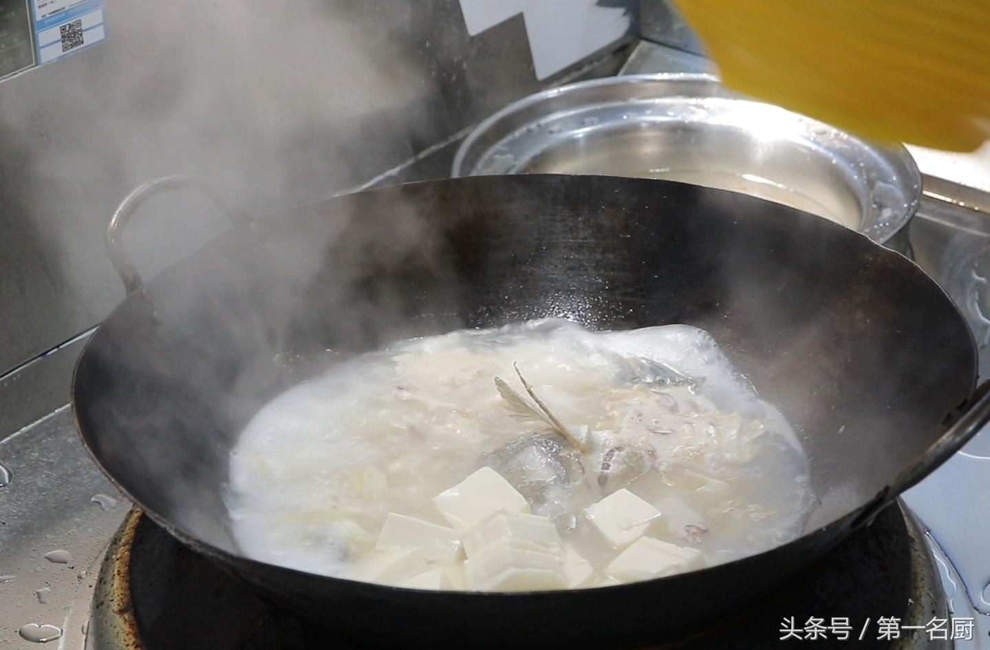 豆花鱼的正宗做法（大厨分享豆花鱼的家常做法，营养丰富味道鲜，简直是太好吃了）
