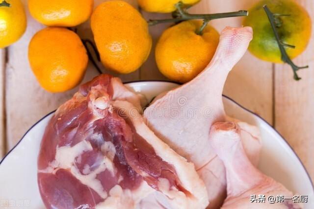鸭肉怎么做好吃家常做法(鸭肉怎样做才好吃？分享4种不同的做法，明日处暑，多做给家人吃)