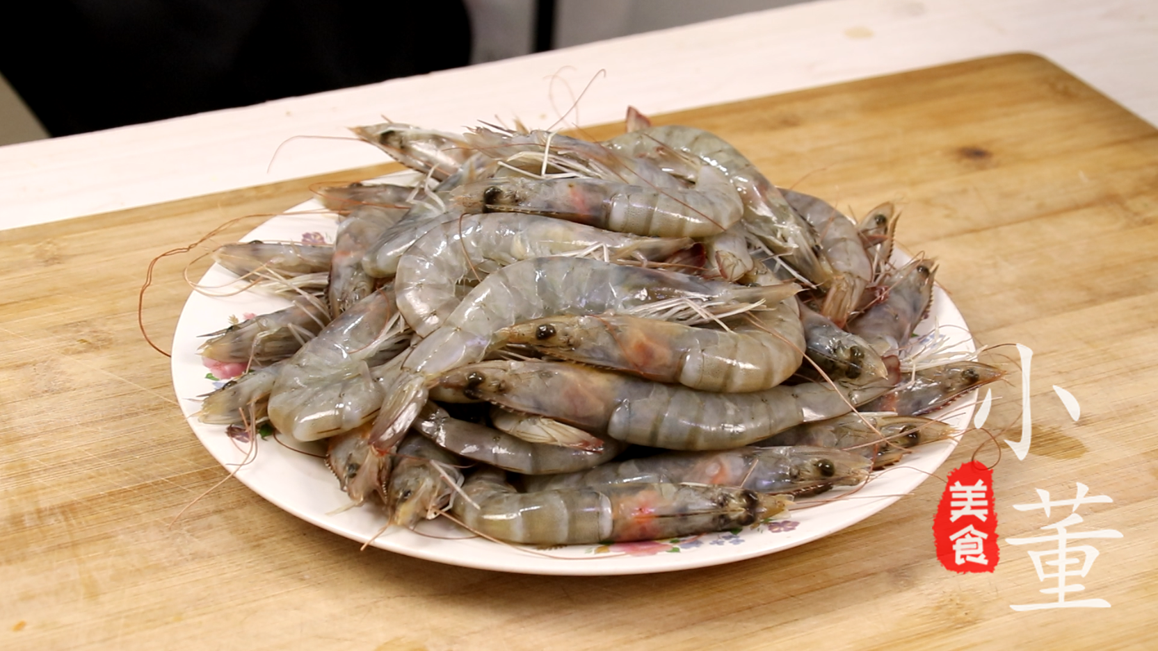 教你6种虾的做法 想吃虾不要再去饭店了，总有一道是你喜欢的