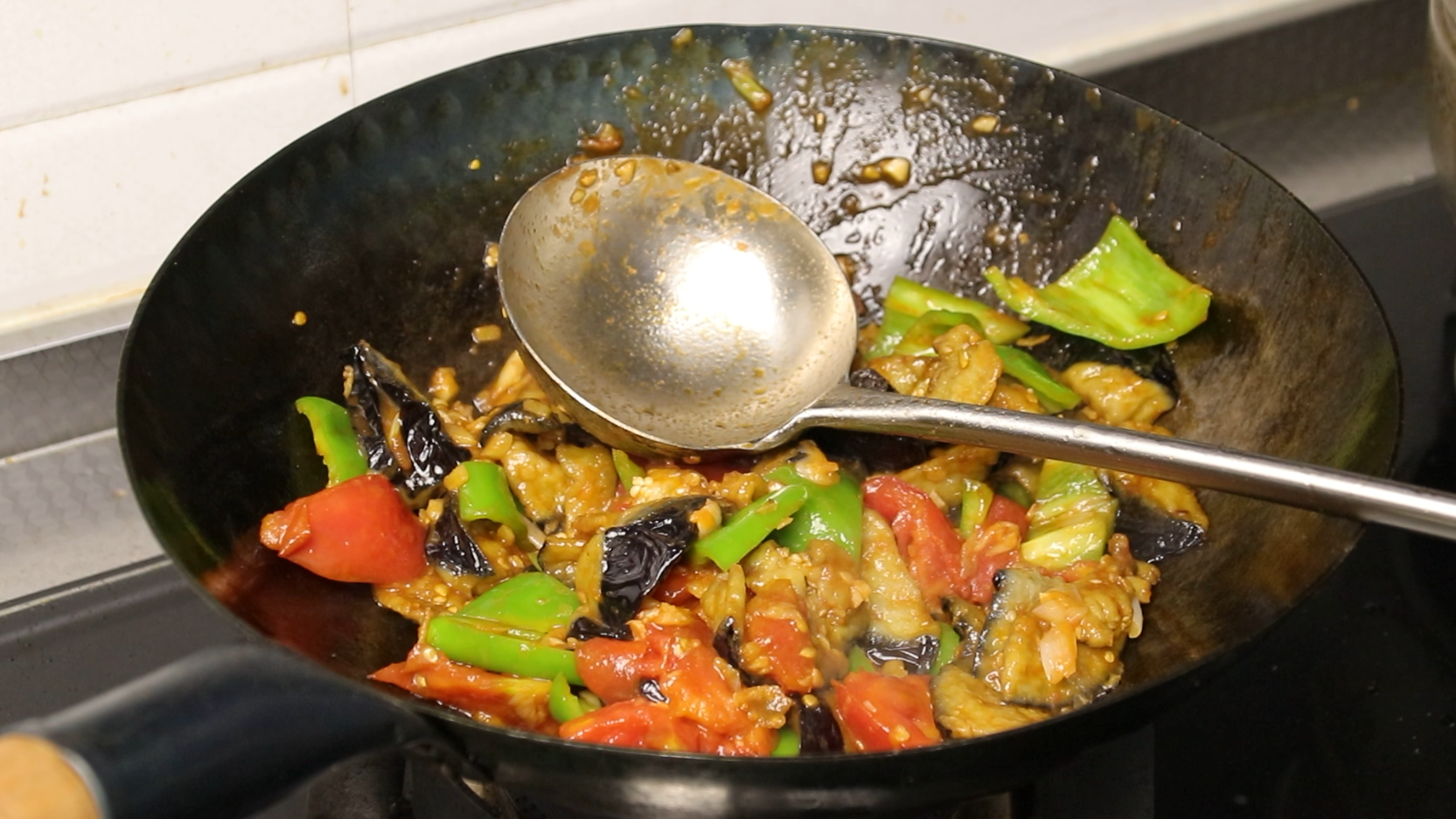红烧茄子的做法 家常 美味又下饭菜，做法简单，5分钟就学会
