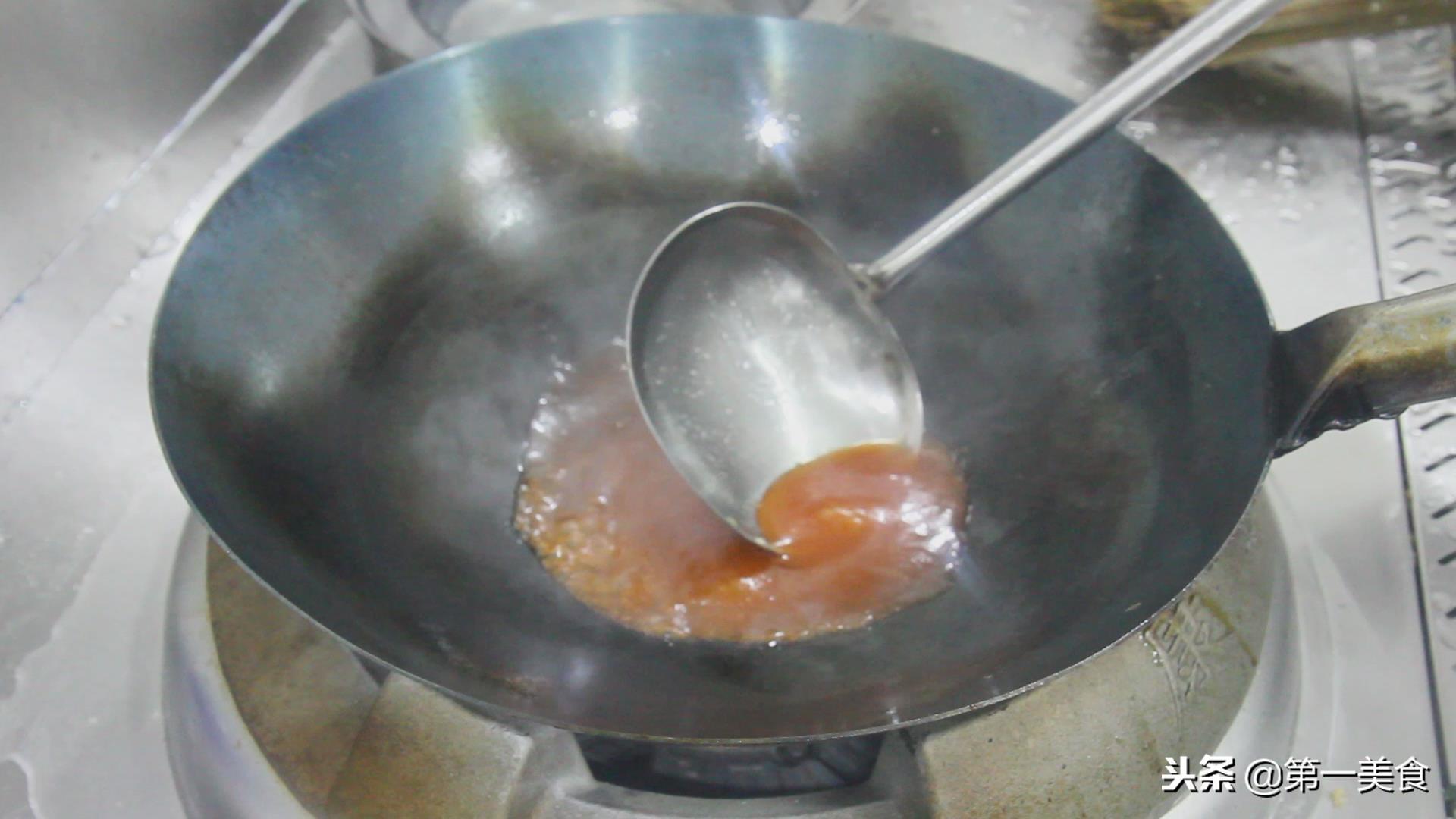 糖醋里脊家常简单做法 ，掌握糖醋汁比例、挂糊技巧，酸甜焦脆不回软
