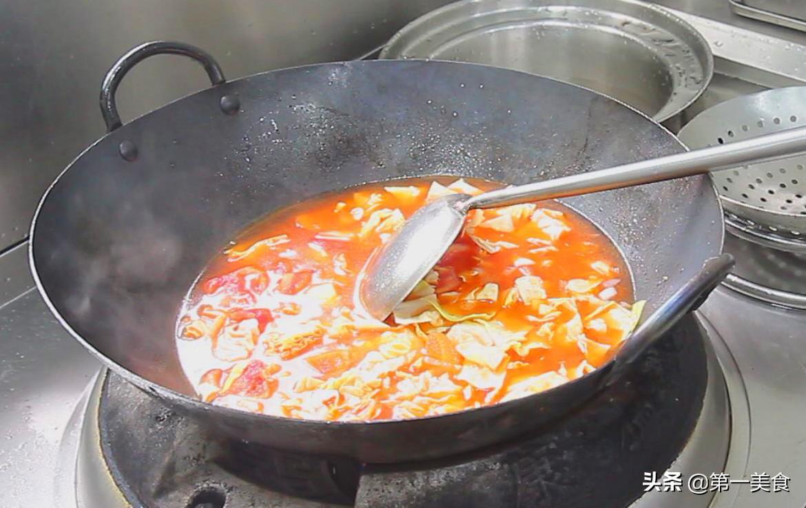 罗宋汤的做法 正宗 大厨教你家常做法，汤汁酸甜开胃不油腻