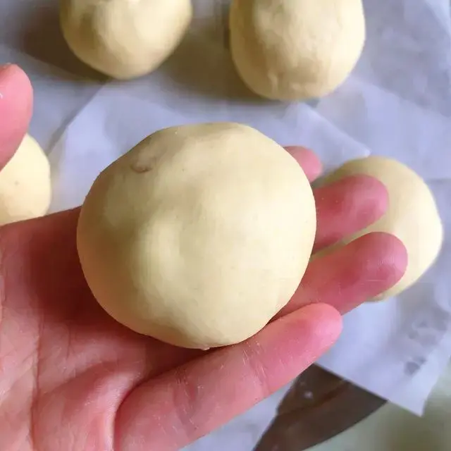 粘豆包的做法