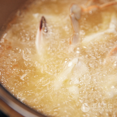 零失败香辣蟹的做法 吮指香辣蟹，在家也能做出来