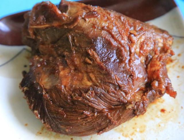 嫩香香的酱牛肉怎么做最好吃 董师傅分享最简单的酱牛肉