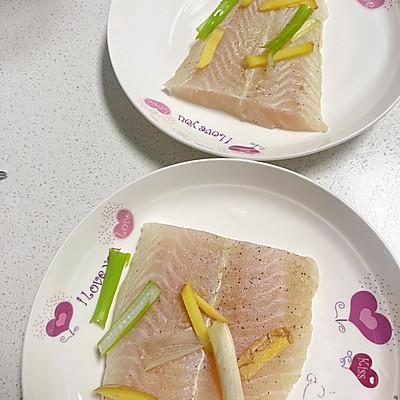 零技巧的一分钟学会清蒸最简单的清蒸龙利鱼，懒人也能秀厨艺