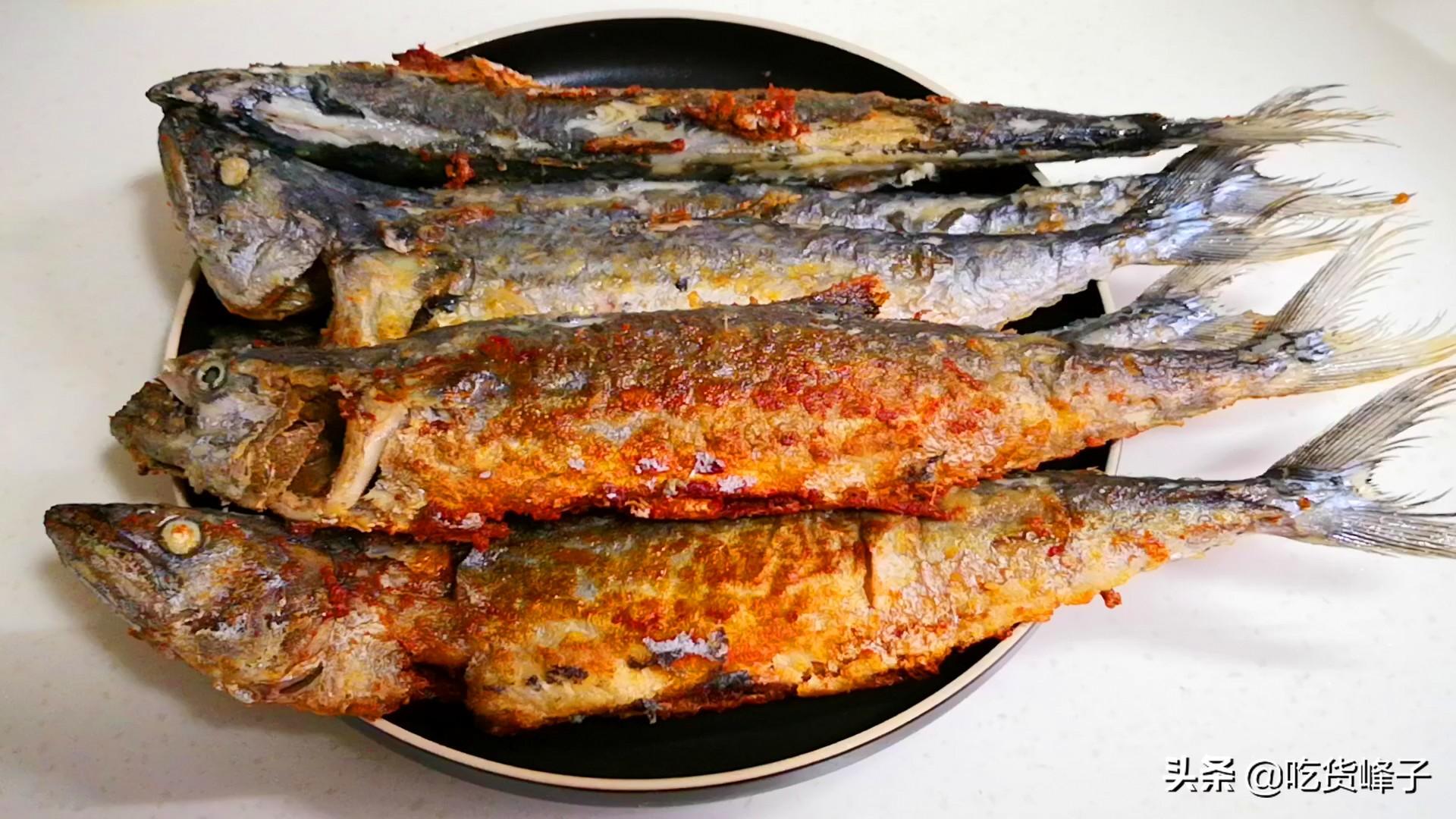 这才是最好吃的炖鱼的家常做法，不加一滴水，鱼肉鲜美不腥气，太香