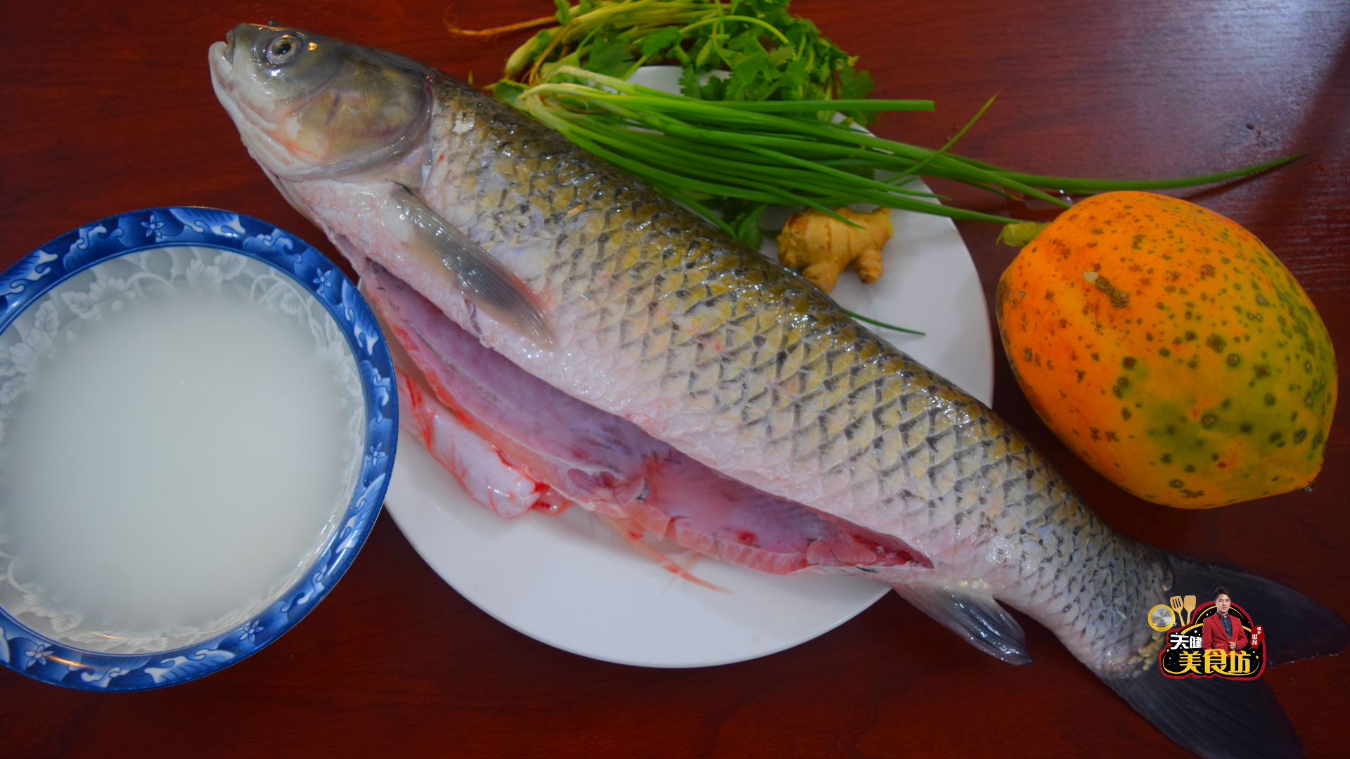 鱼肉丸子的家常做法，简单美味又解馋，看看你喜欢吃不？