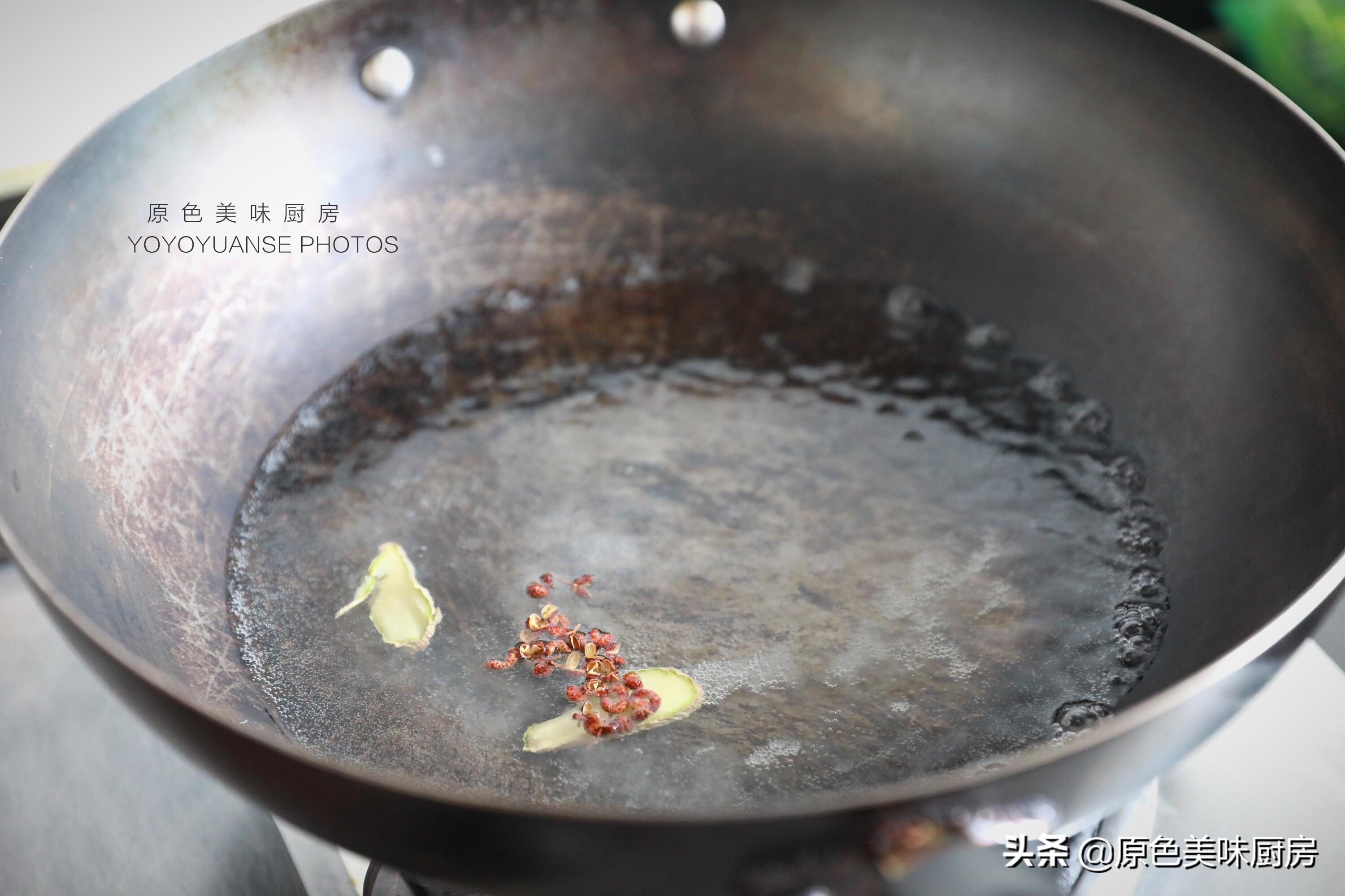 清煮基围虾的做法最原汁原味的，只要这么简单一煮就好了，鲜美又营养