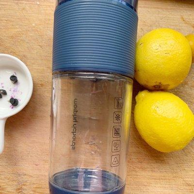 自制蜂蜜柠檬水的做法