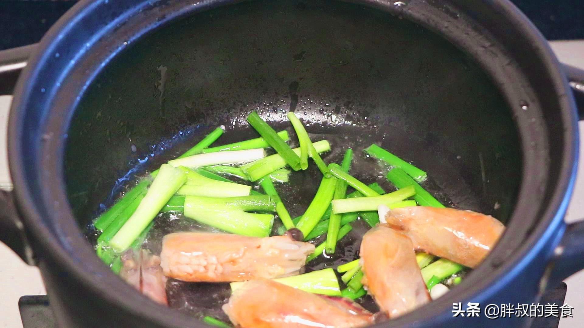 怎么做虾粥好吃又简单 ？香味十足，鲜粥浓郁黏滑，方法超简单