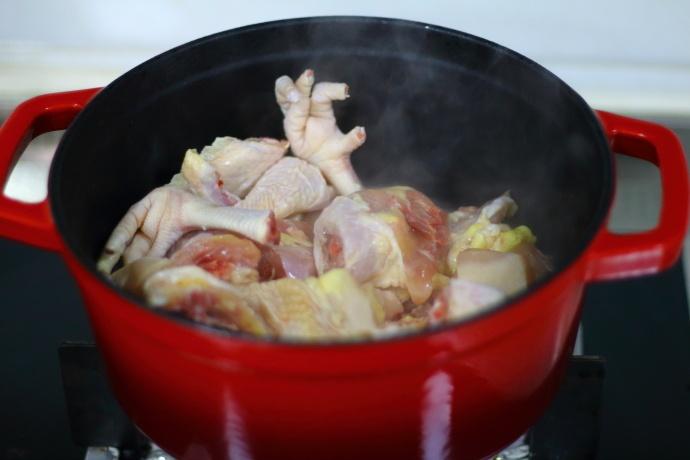 怎样红烧鸡肉好吃又简单 ，软烂多汁、鲜香入味，开胃又下饭！