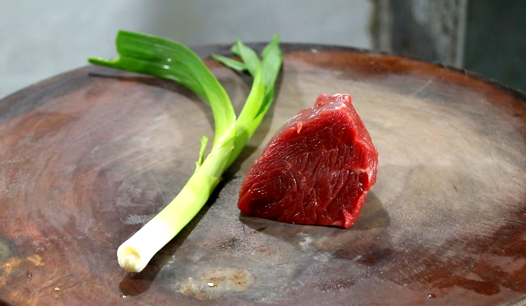 牛肉怎么炒好吃又嫩的做法诀窍全在这里，做法很简单，开胃又解馋