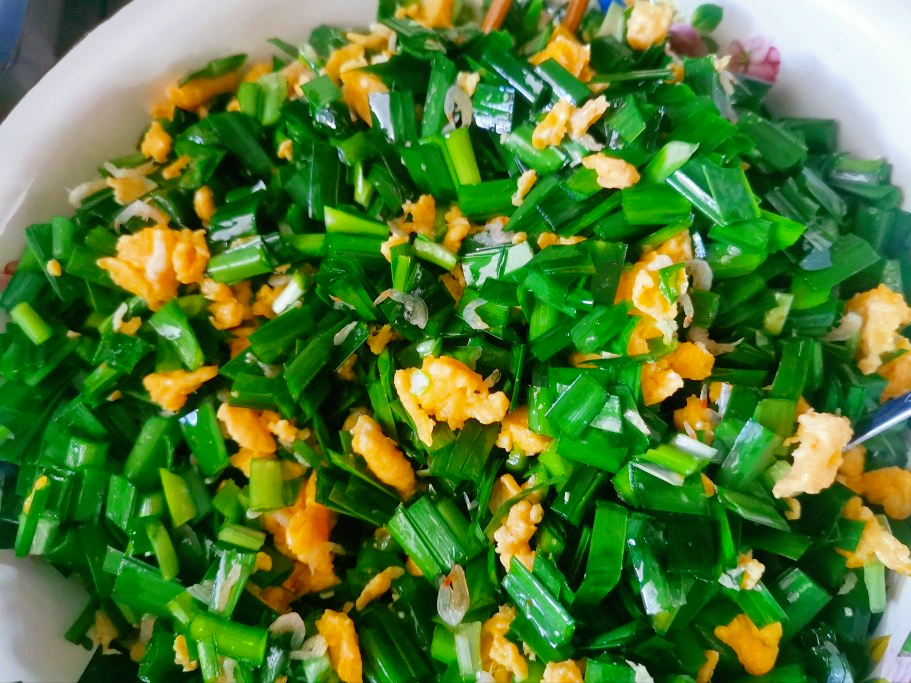 韭菜单独怎么做好吃 ，韭菜最好吃的4种做法，鲜嫩营养，家人爱吃