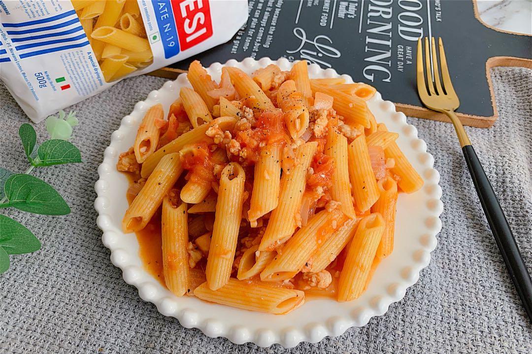 意大利面怎么做才好吃 6种意面好吃的做法，每周换着样做，营养解馋，好吃到停不下来
