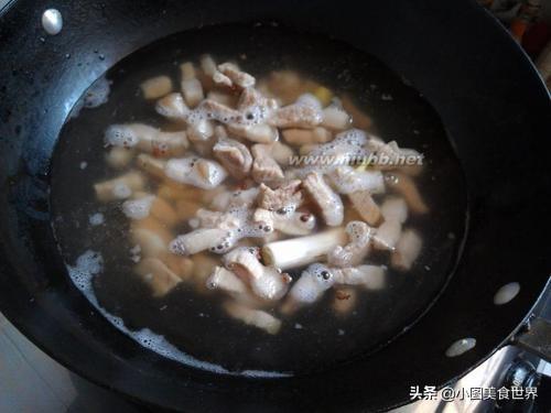 鳝鱼怎么做汤好吃，很鲜，是冬天餐桌上最受欢迎的美味