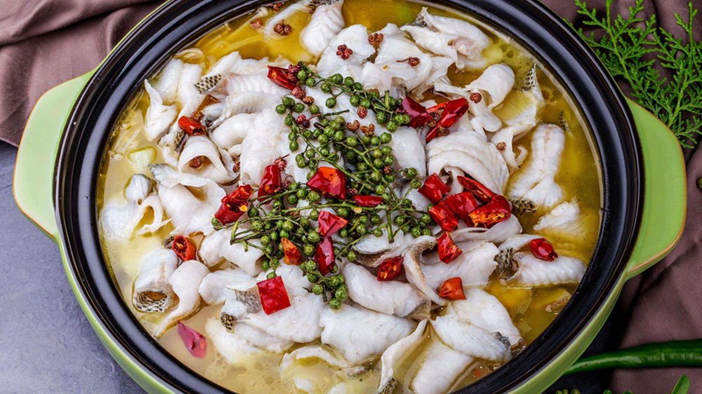 酸菜鱼怎么做：分享家常做法 ，汤鲜肉嫩酸辣开胃，吃完还能喝汤