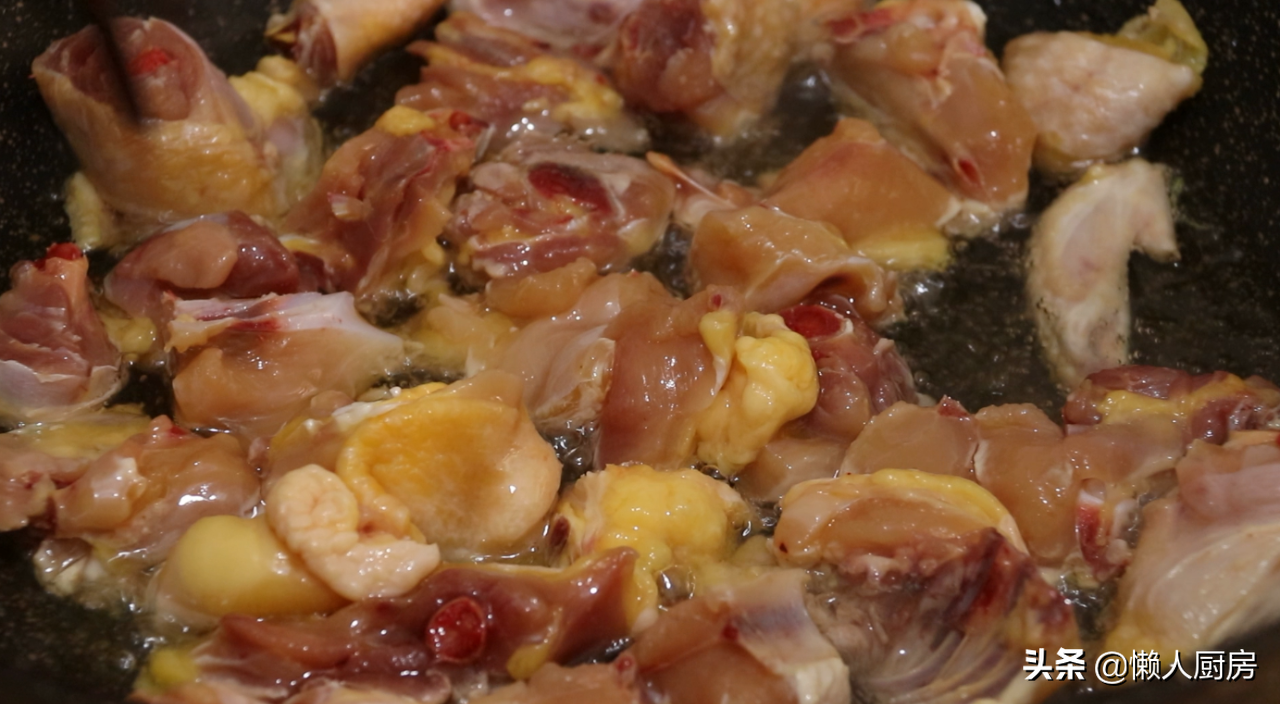 干锅鸡家常做法，有荤有素，香辣入味