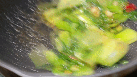 清炒小青菜的家常做法 ，爽口开胃解油腻，3分钟上桌