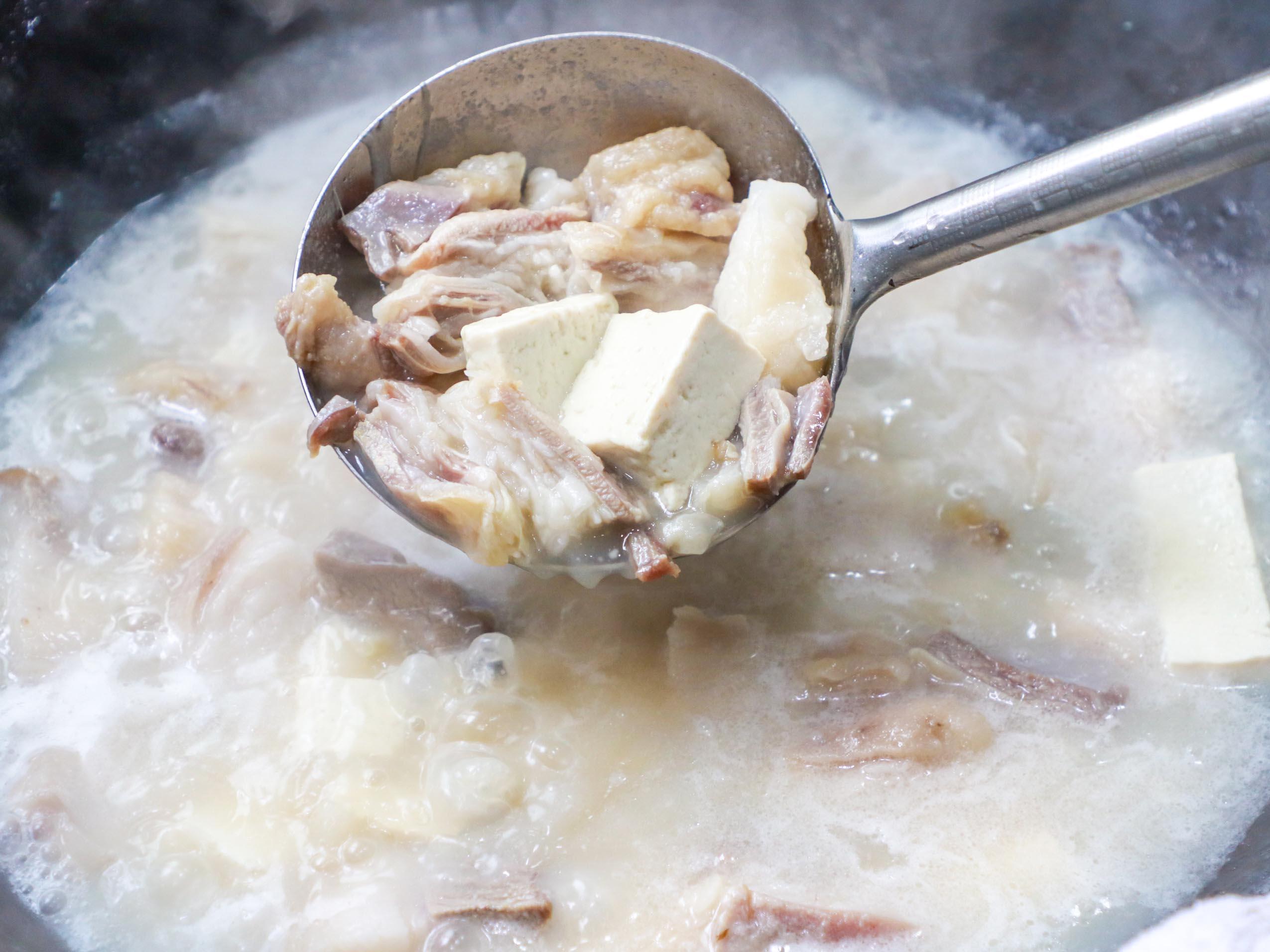 羊肉豆腐汤的做法分享，中老年一周吃两次，手脚有劲身体好