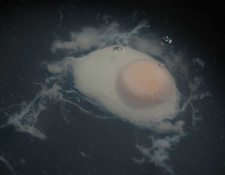 微波炉水煮蛋正确做法：这样做45秒完成不爆炸