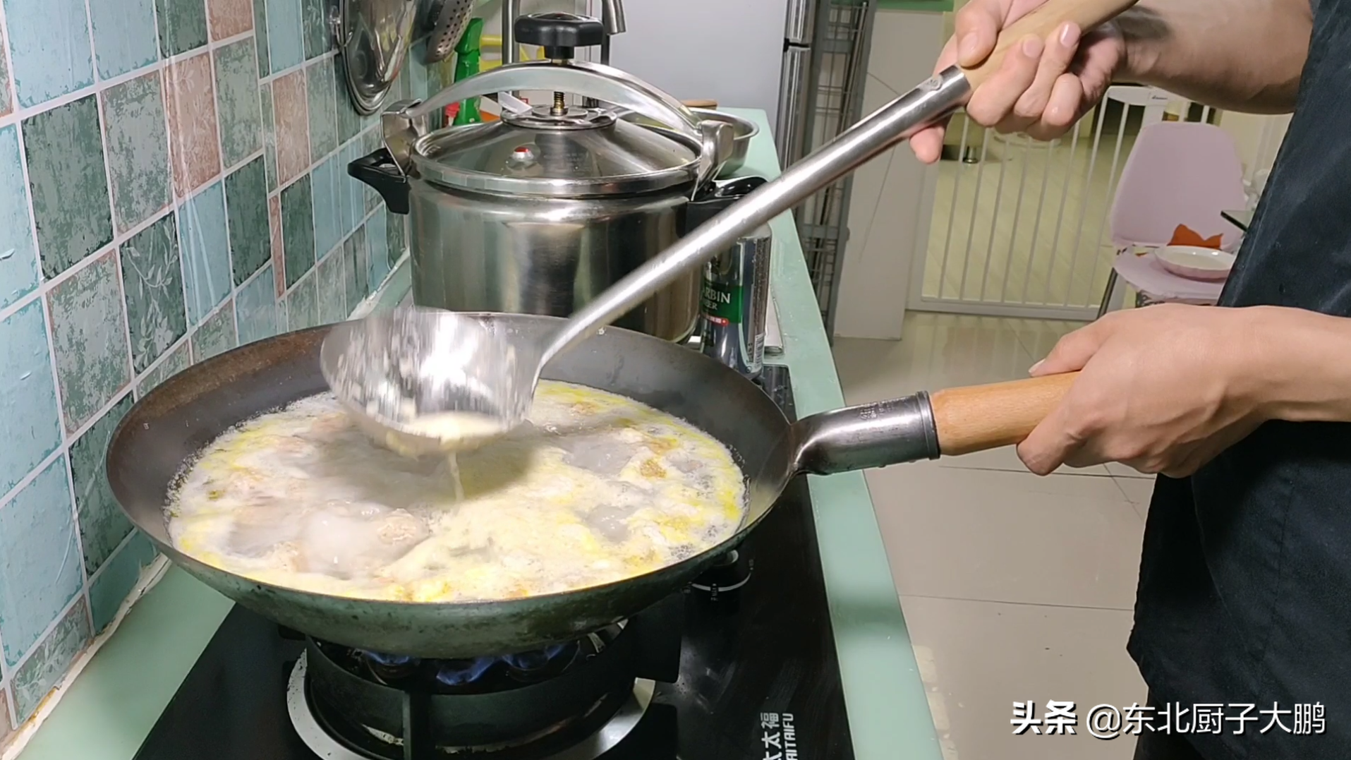 青萝卜丸子汤的做法，揭秘汤鲜味美的秘密