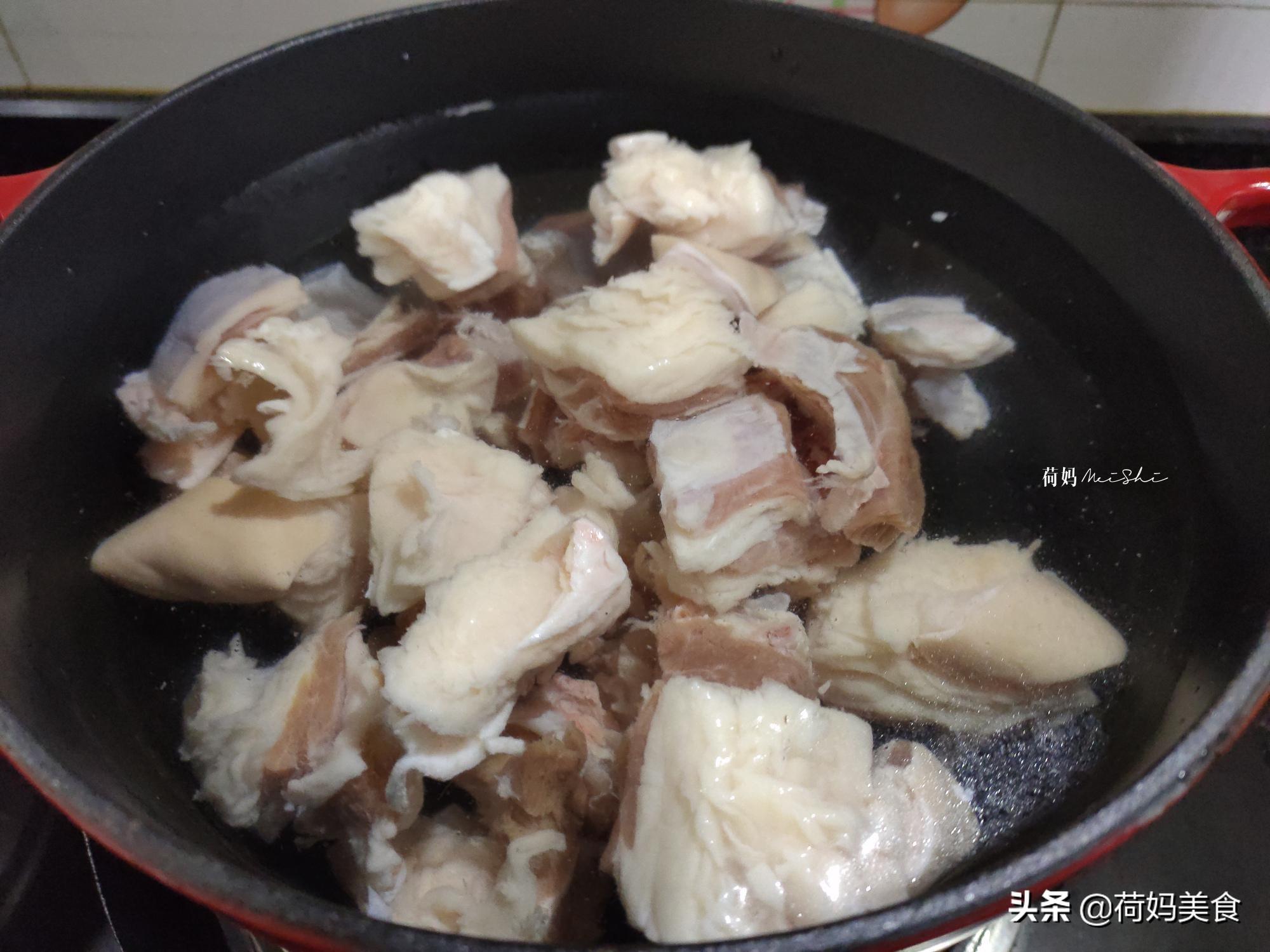 羊肉汤怎么做才最好喝鲜美？教你简单做法，羊肉汤浓肉香，不膻不腥