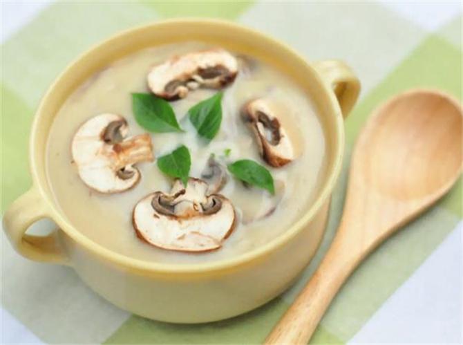鲜蘑菇怎么做好吃？分享3种家常做法，鲜嫩爽滑又入味