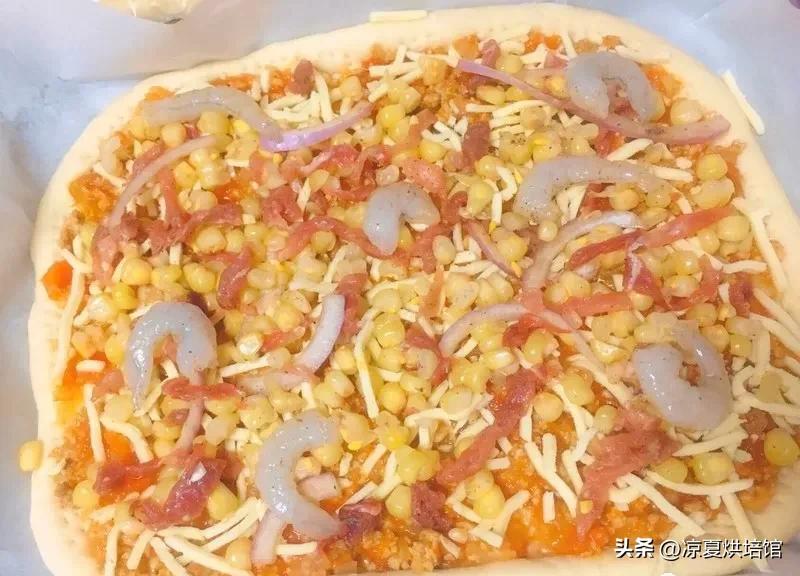 分享pizza的做法，堪比BSK的新手披萨（含饼底做法，pizza酱做法）