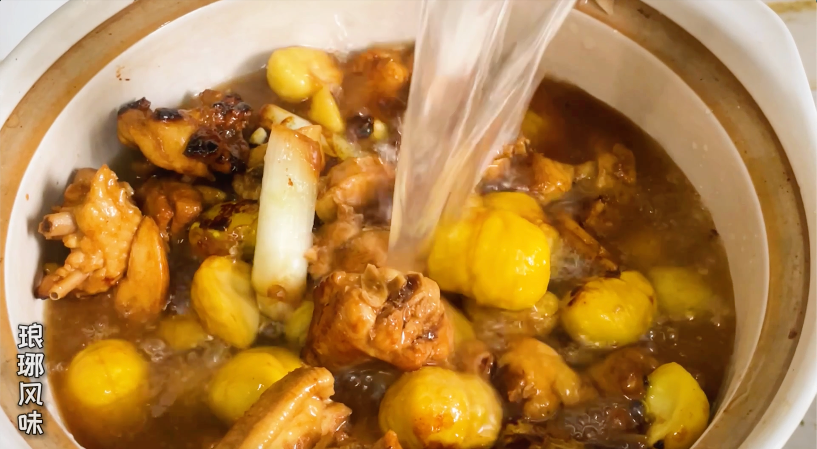 栗子鸡——秋天应季美食，美味可口制作简单的传统鲁菜