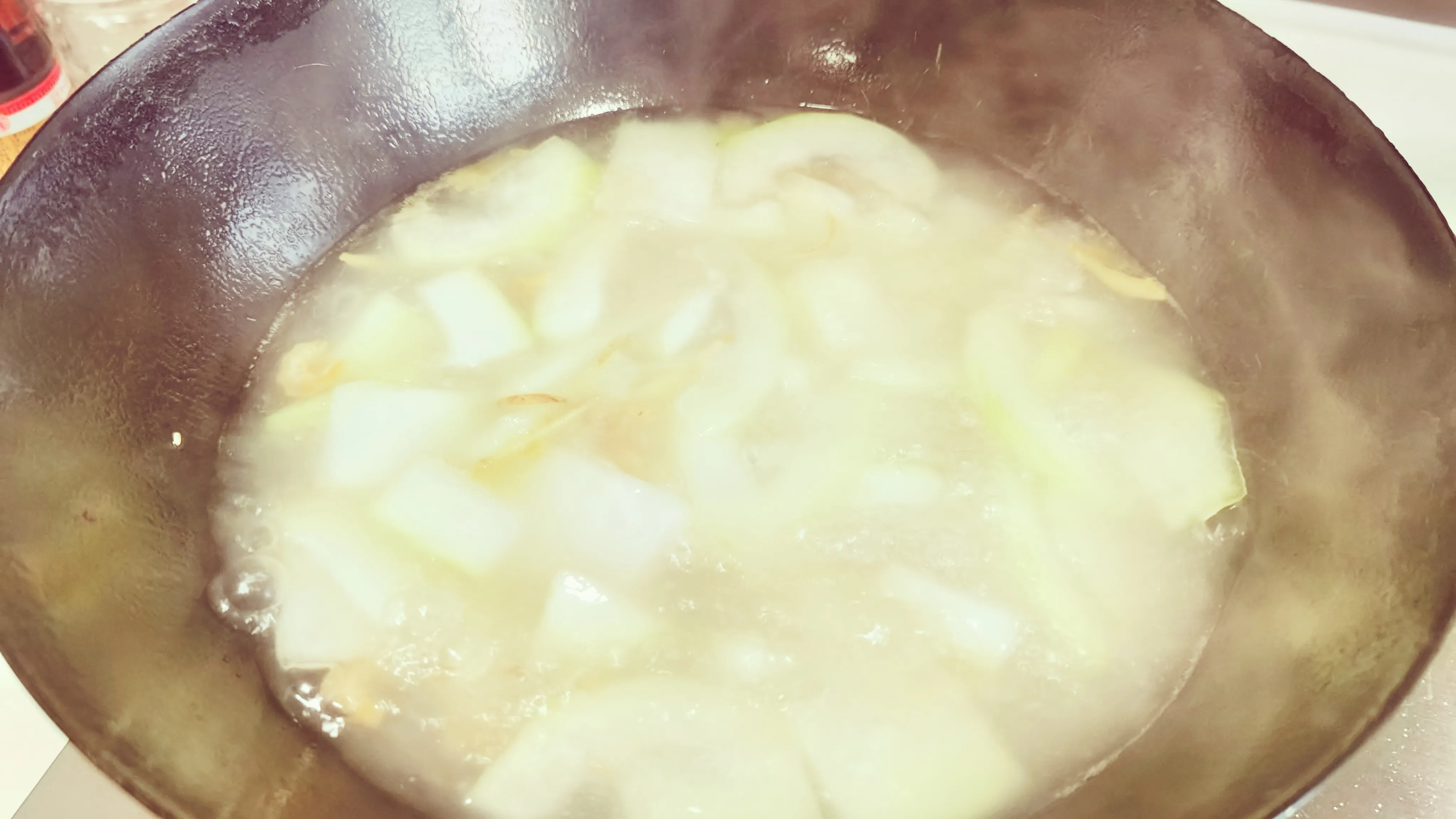 「冬瓜海米汤」鲜甜可口 低脂减肥消水肿 夏天一定要多喝这个汤