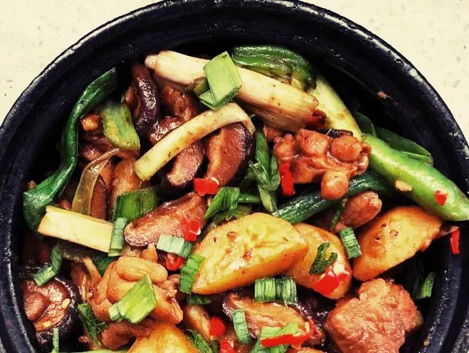 文洋美食：香菇炒肉，提示烹饪的意义