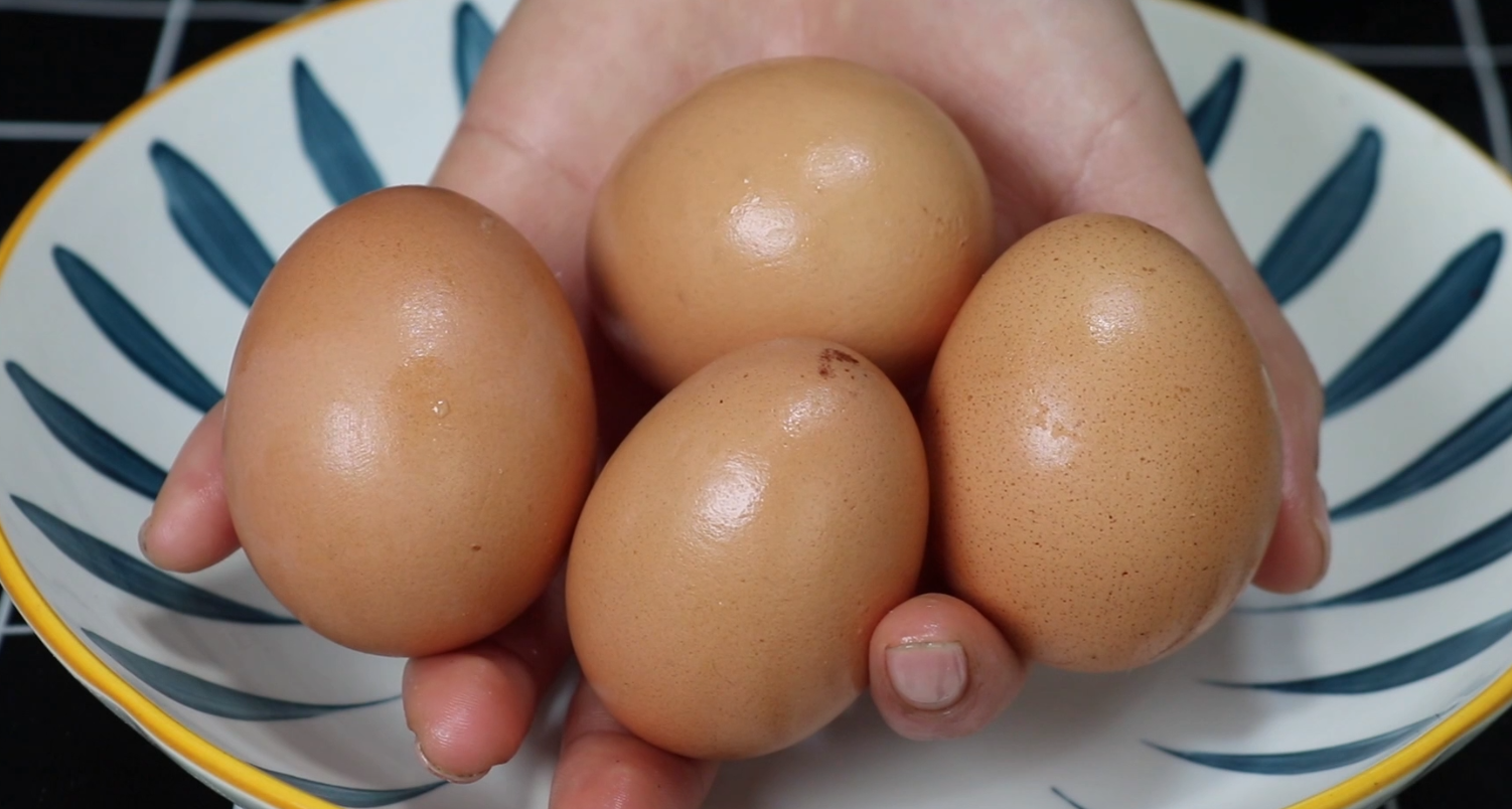 看看五星级大厨做蒸鸡蛋，这技术太厉害了，果然非同一般，收藏了
