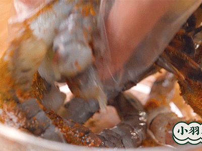 这道花生咖喱虾，一上桌就被哄抢一空