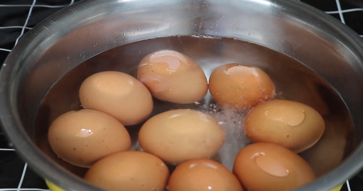超好吃的鸡蛋做法，不放一滴油，营养健康，出锅全家抢着吃