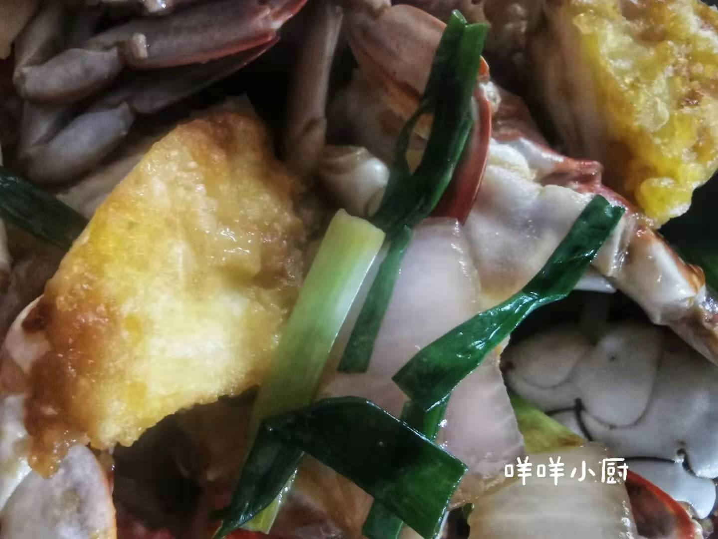 梭子蟹还是这样吃省事又鲜美，做法也简单没技巧，全家人的最爱