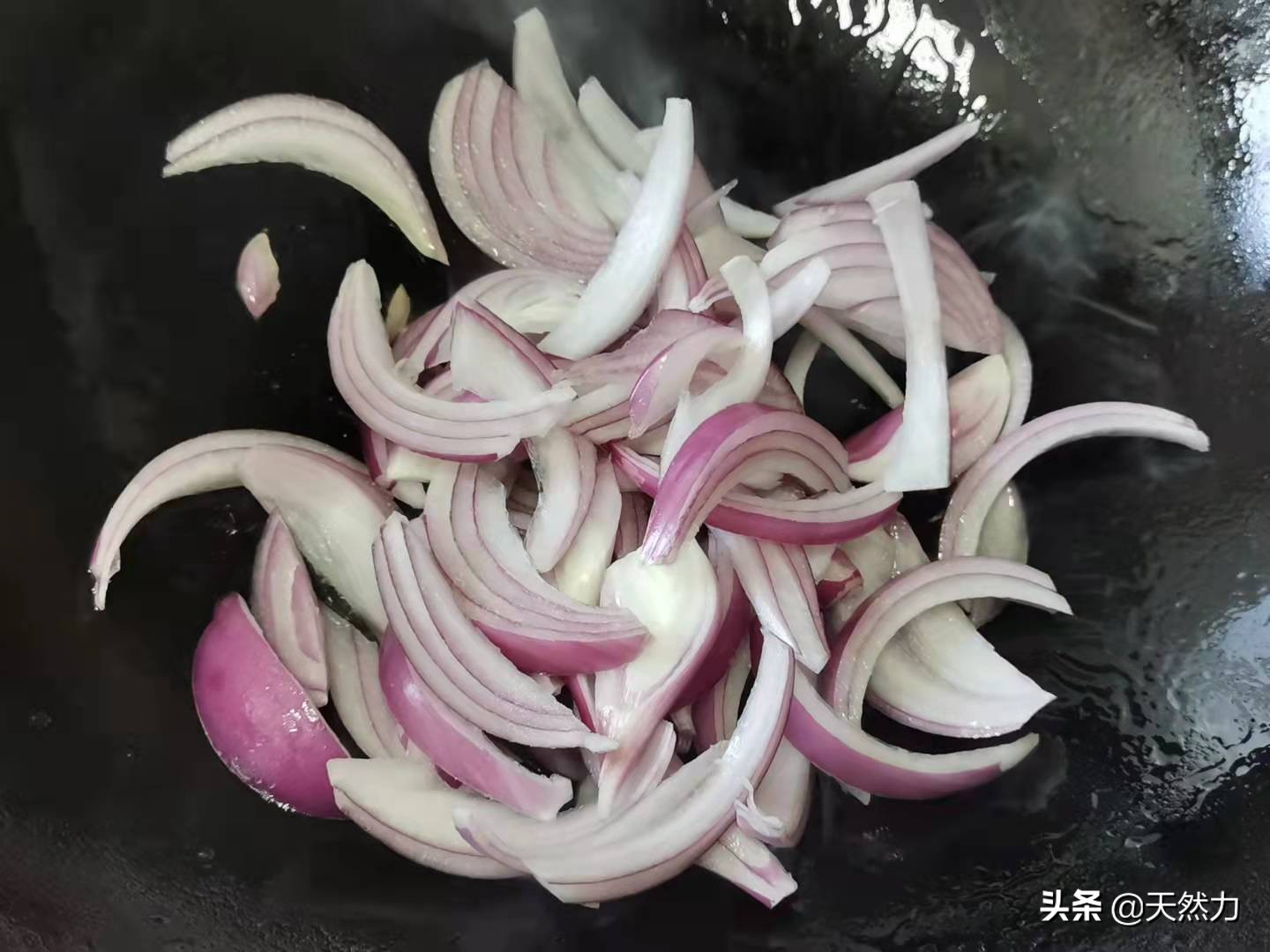 酒店的干锅花菜为什么那么好吃，那是有原因的，方法和技巧很重要