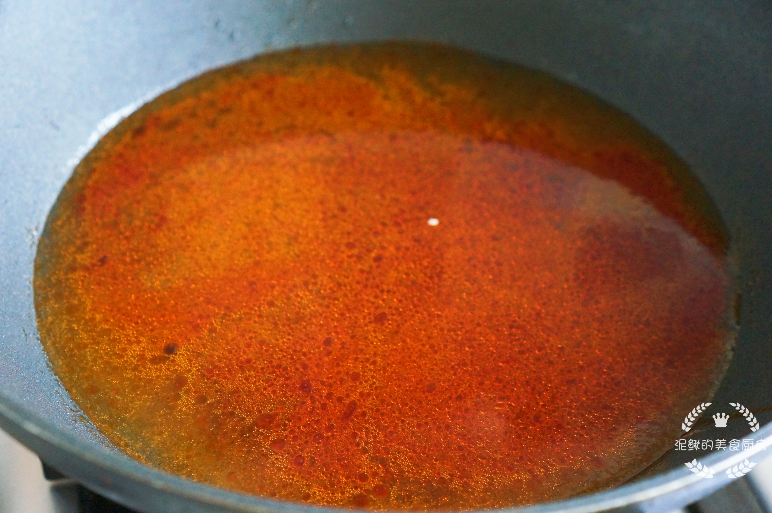 在家制作麻辣烫，方法简单，只需一包调料，比外面买的好吃