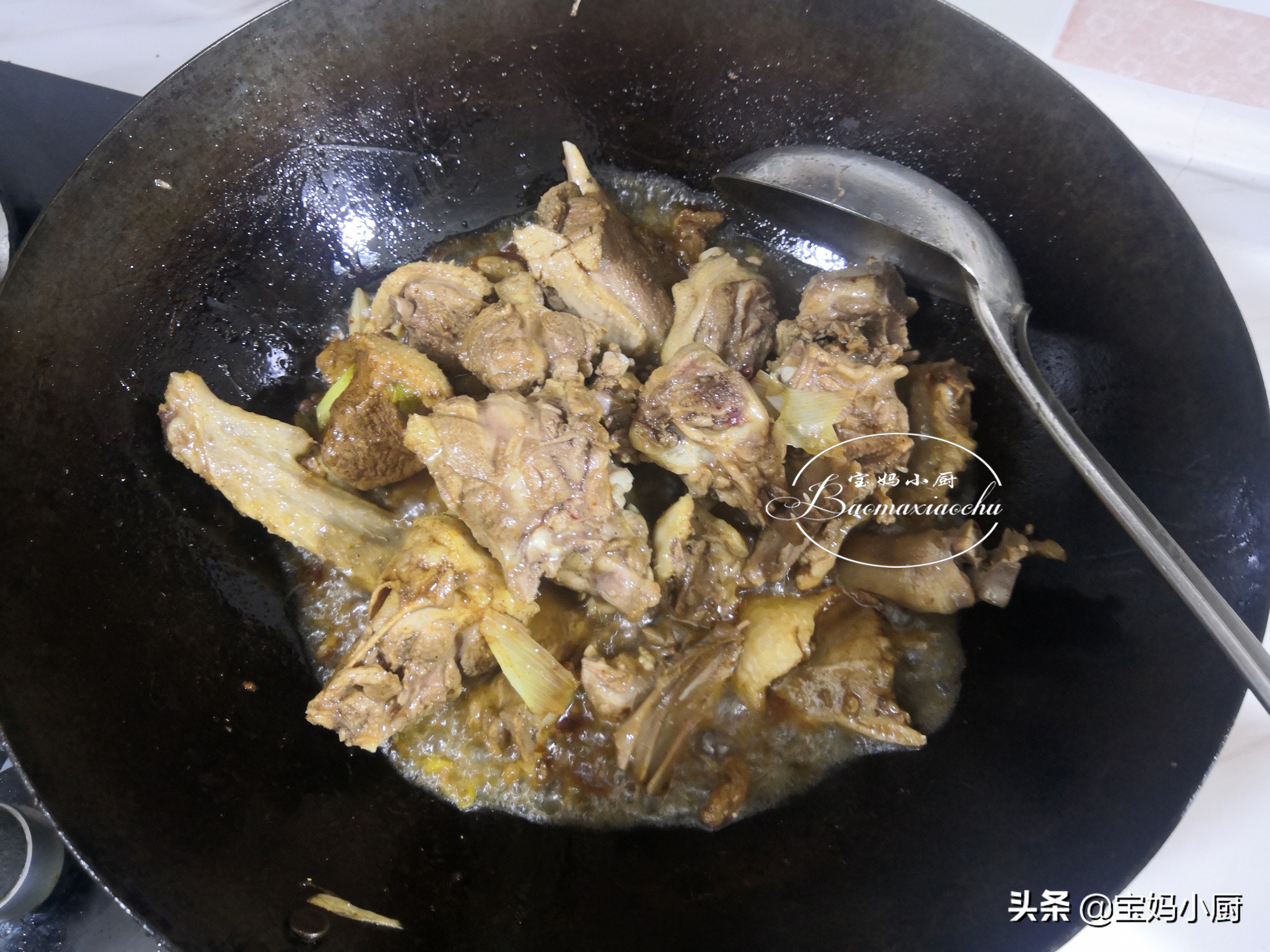 过年吃鹅肉，最爱70岁老爸的传统做法，不腥不柴味道香，汤都光