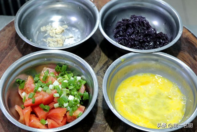 饭店的紫菜蛋花汤为啥好喝？原来食材下锅顺序是关键，汤鲜味更美
